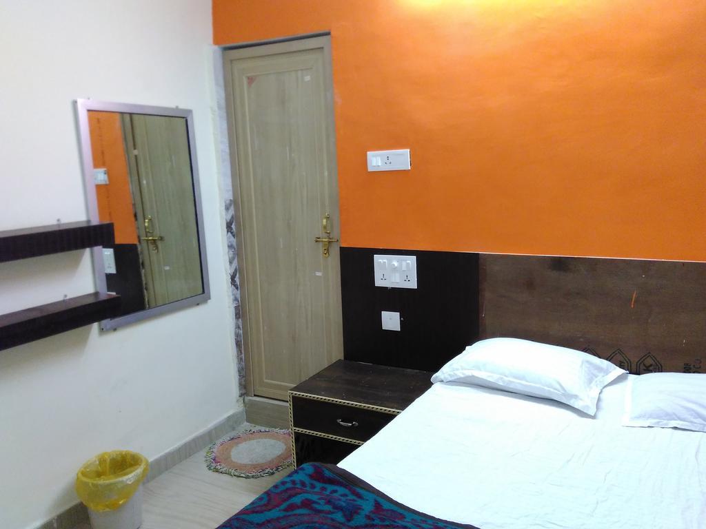 Rahul Buddha Guest House Bodh Gaya Extérieur photo